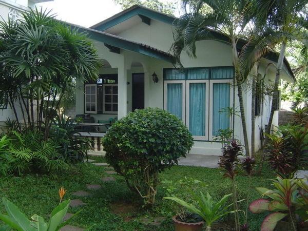 Hostel Na Na Chart Phuket Chalong Exterior foto
